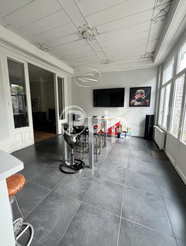 Maison de maîtres - 208 m² - 7 pièces