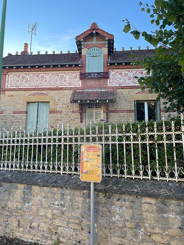 Maison - 93 m² - 5 pièces