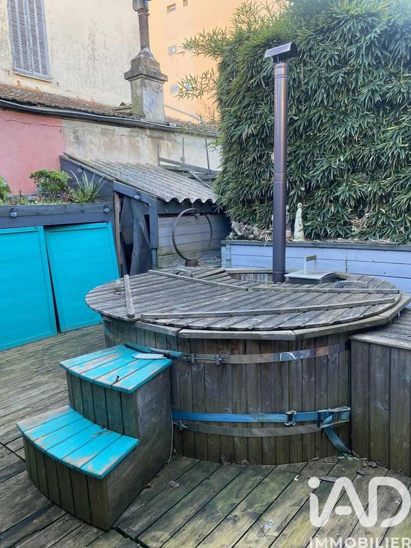 Maison - 99 m² - 4 pièces