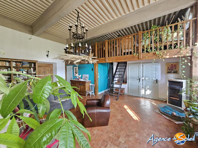 Château - 185 m² - 8 pièces