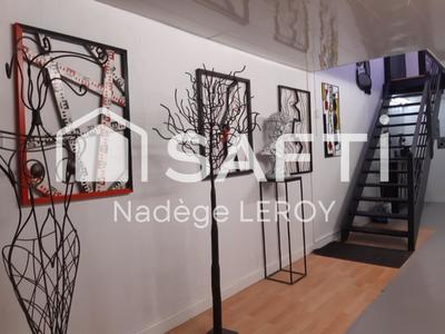 Appartement - 260 m² - 12 pièces