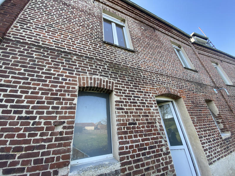 Maison - 230 m² - 8 pièces