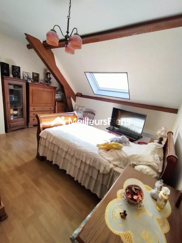 Maison - 121 m² - 6 pièces