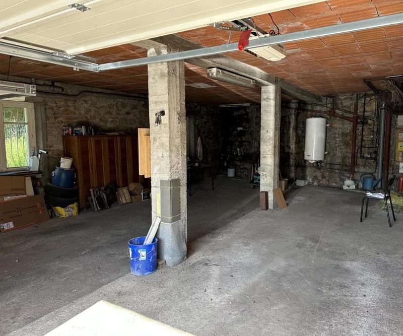 Maison de ville - 181 m² - 9 pièces