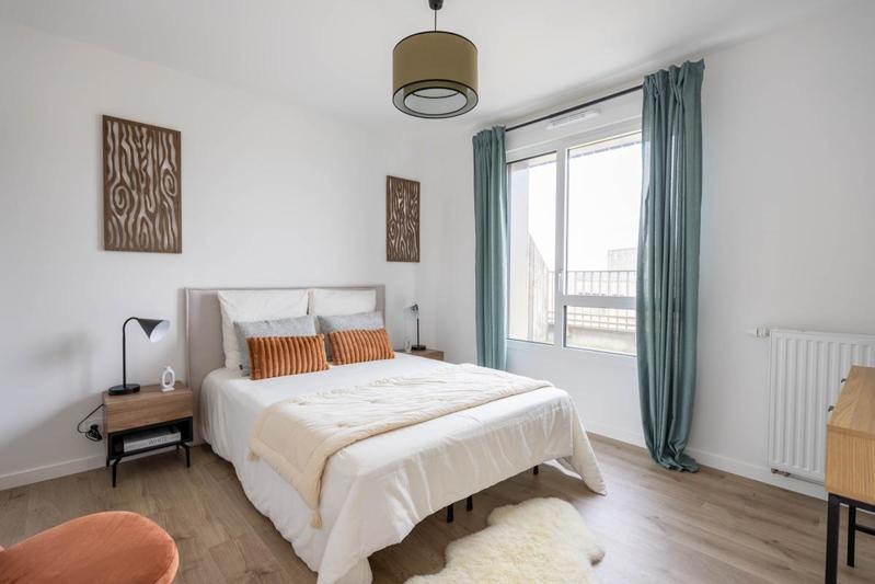 Appartement - 90 m² - 4 pièces