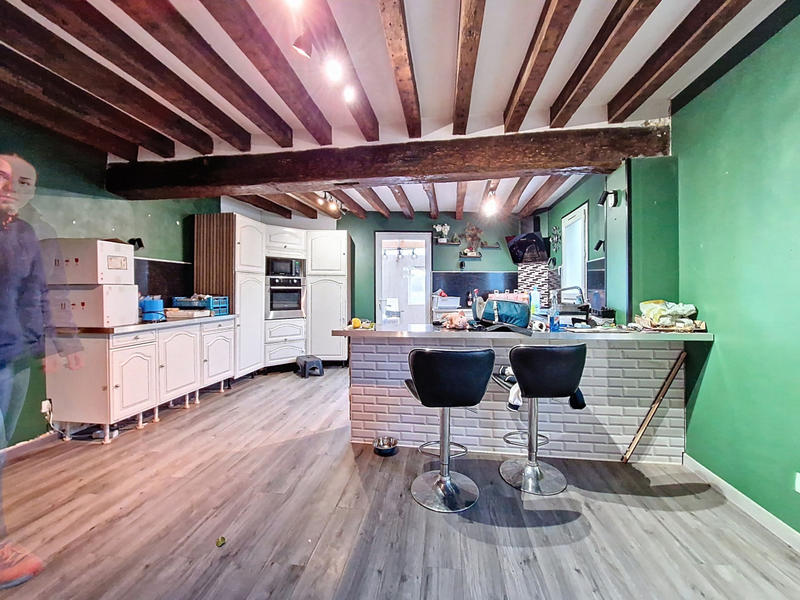 Maison - 180 m² - 7 pièces