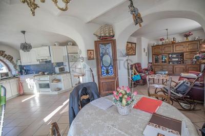 Maison - 119 m² - 5 pièces