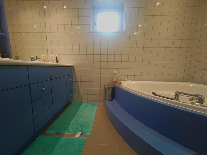 Maison - 198 m² - 7 pièces