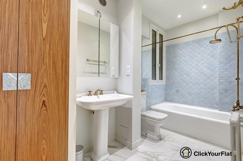 Appartement - 155 m² - 5 pièces