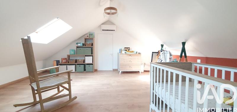 Maison - 200 m² - 8 pièces