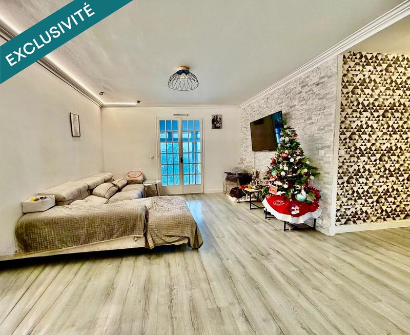 Maison - 93 m² - 4 pièces