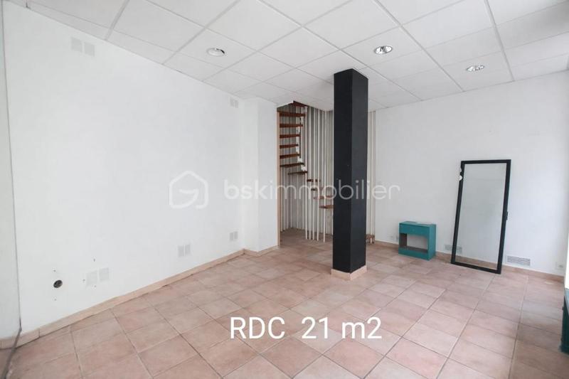 Immeuble - 90 m² - 6 pièces