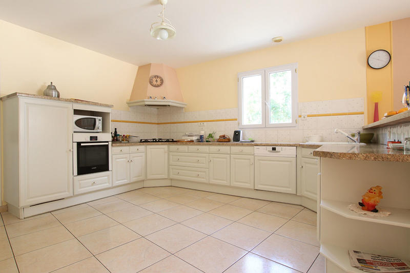 Maison - 192 m² - 7 pièces