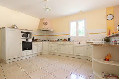 Maison - 192 m² - 7 pièces