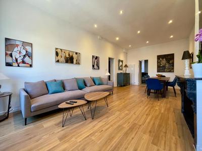 Appartement - 93 m² - 3 pièces