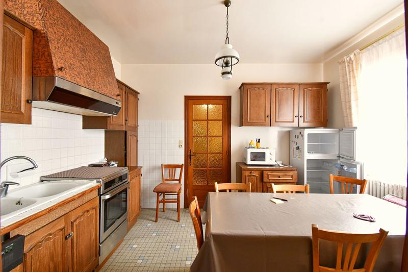 Maison - 185 m² - 6 pièces