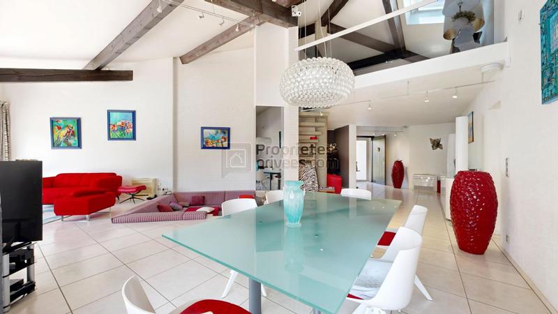 Maison - 196 m² - 6 pièces