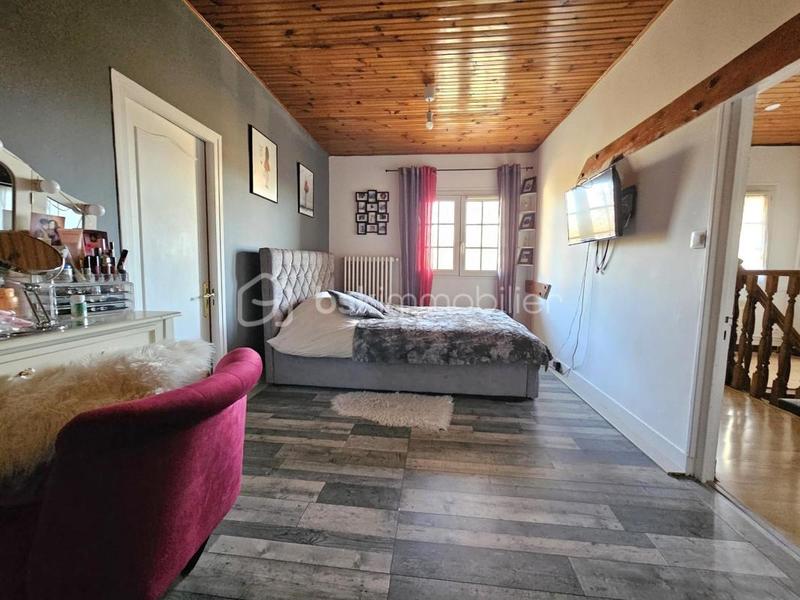 Pavillon - 130 m² - 5 pièces