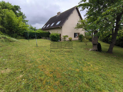 Maison - 76 m² - 8 pièces