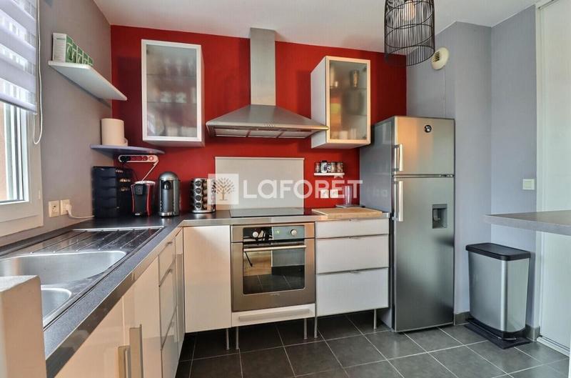 Appartement - 64 m² - 3 pièces