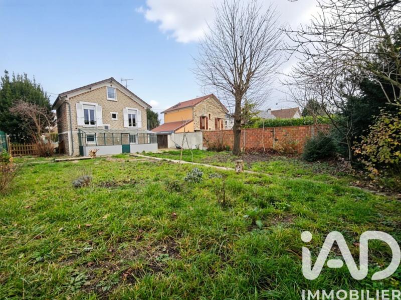 Maison - 104 m² - 4 pièces