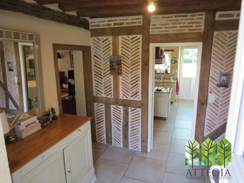 Maison traditionnelle - 422 m² - 14 pièces