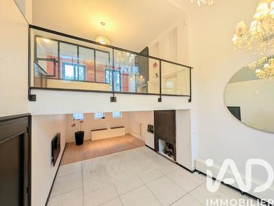 Maison - 182 m² - 6 pièces