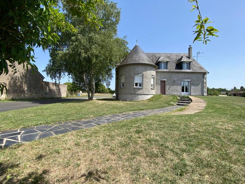 Maison - 204 m² - 8 pièces