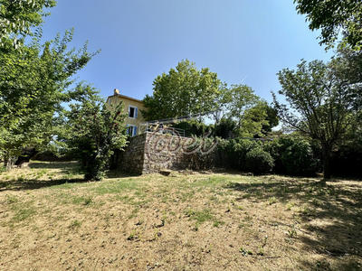 Villa - 175 m² - 6 pièces