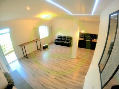 Appartement - 87 m² - 3 pièces