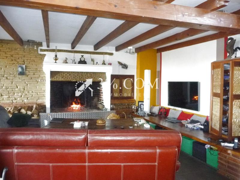 Maison - 300 m² - 7 pièces