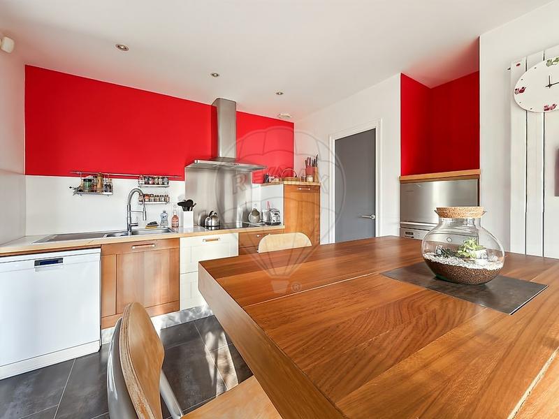 Maison - 174 m² - 8 pièces