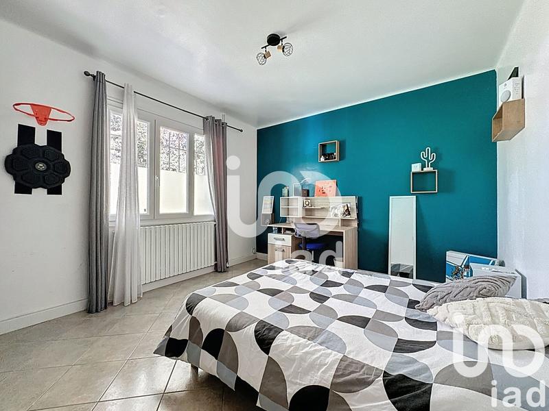 Maison - 224 m² - 7 pièces