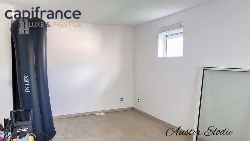 Villa - 250 m² - 7 pièces