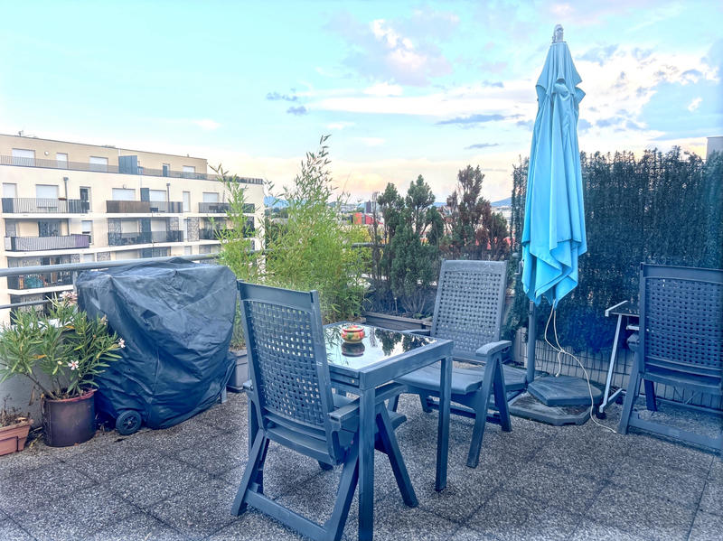 Appartement - 80 m² - 4 pièces