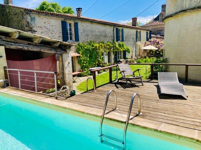 Maison de campagne - 281 m² - 8 pièces