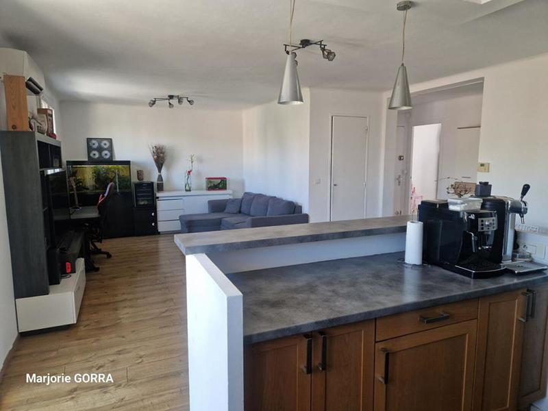 Appartement - 77 m² - 4 pièces