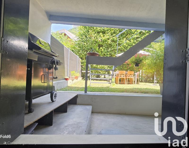 Maison - 205 m² - 8 pièces