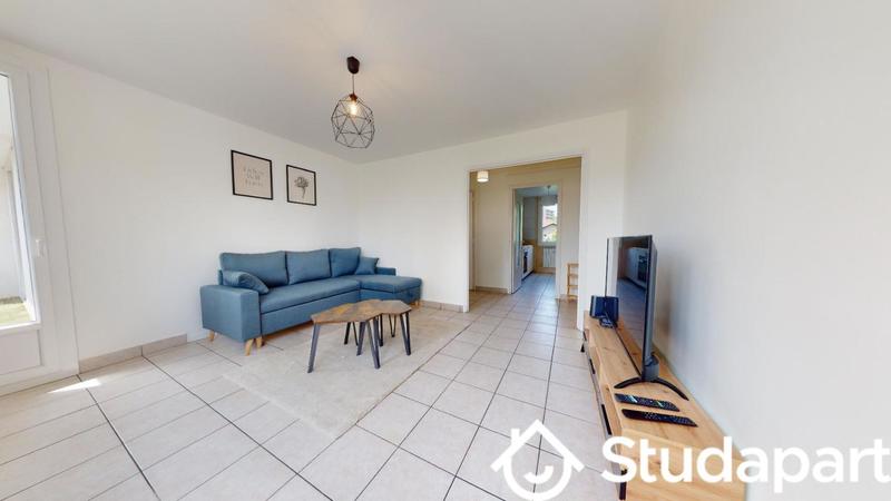 Chambre - 9 m² - 1 pièce