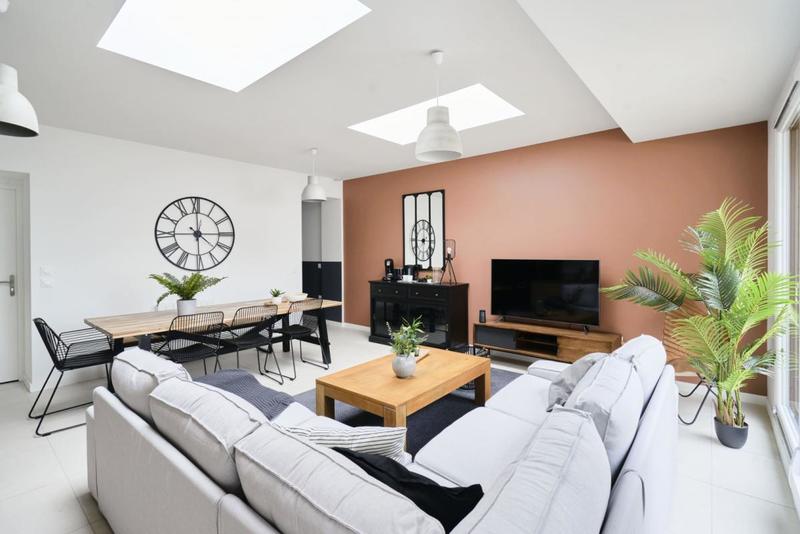 Maison - 137 m² - 8 pièces