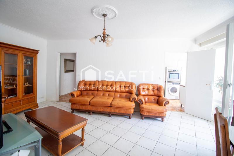 Appartement - 90 m² - 4 pièces