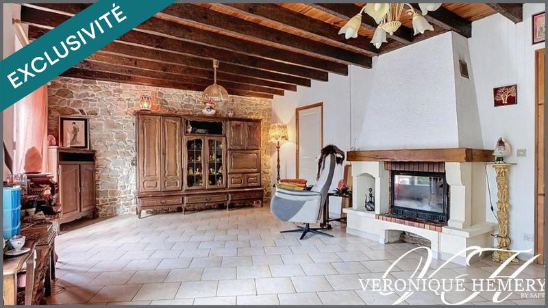 Maison - 99 m² - 6 pièces