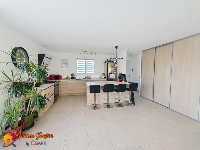 Maison - 91 m² - 4 pièces