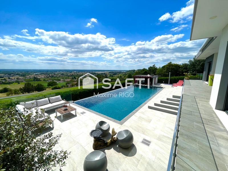 Maison - 193 m² - 7 pièces