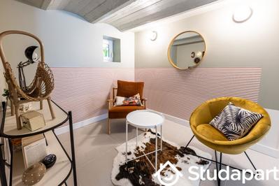 Chambre - 12 m² - 1 pièce