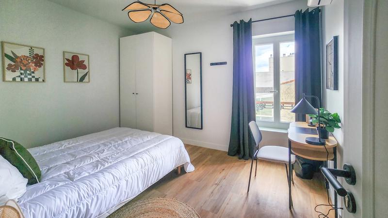 Maison ancienne - 243 m² - 12 pièces