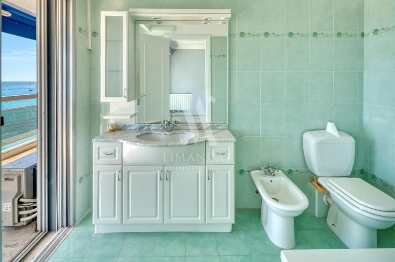 Appartement - 74 m² - 2 pièces