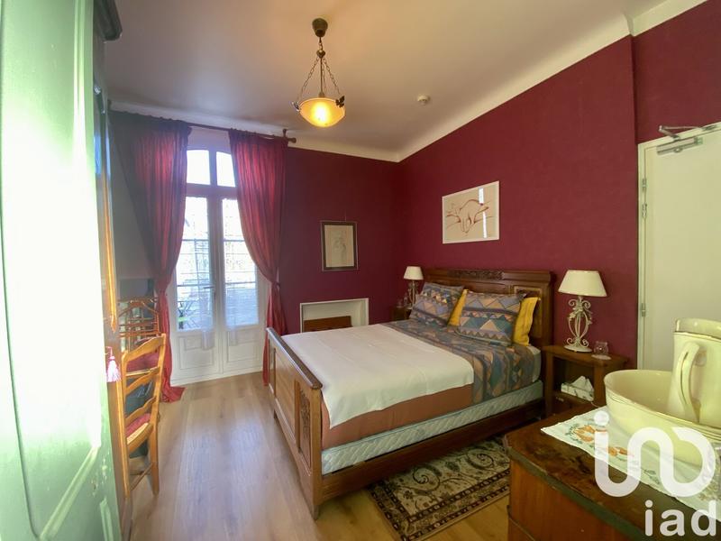 Maison - 550 m² - 11 pièces