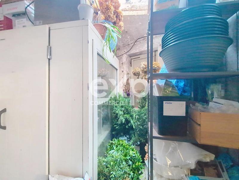 Magasins - 57 m² - 7 pièces