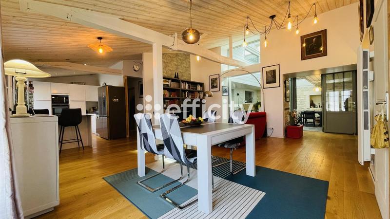 Maison - 170 m² - 6 pièces